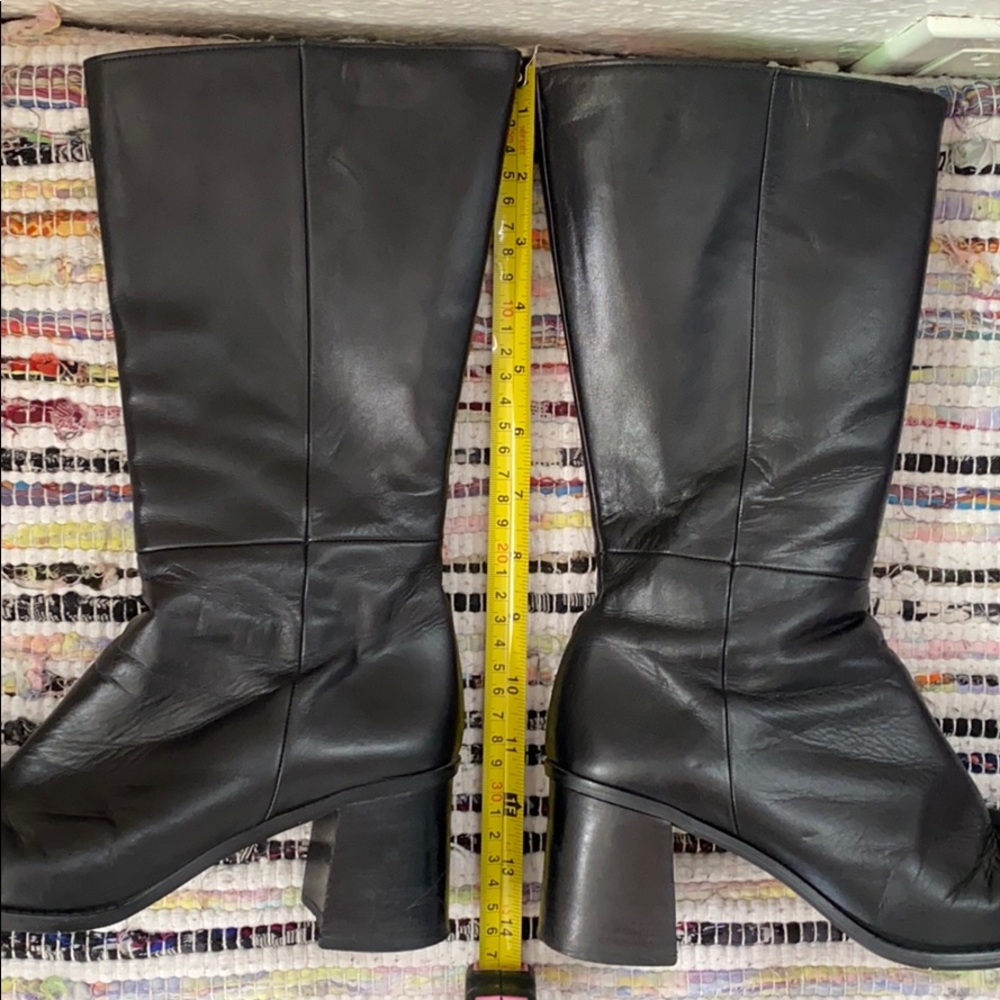 SOLD:.90s Black Leather Mid-Calf Chunky Boots - Picture 14 of 16